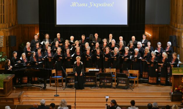 «Живи, Україно!». Концерт «Веснівки», Чоловічого камерного хору і Капелі бандуристів