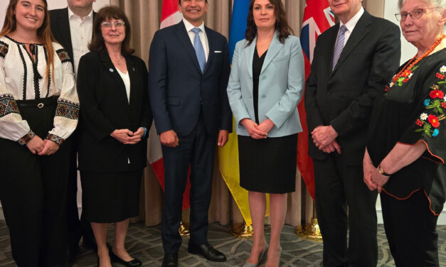 Manitoba and Kherson Region sign MOU