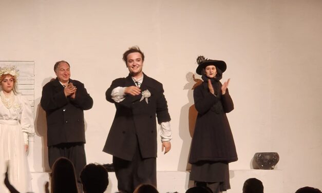 Аншлаг у Торонто: гастролі театру Франка і збір для ЗСУ