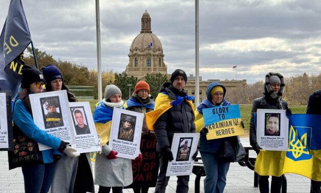 Гаряча пора в МУНО-Едмонтон
